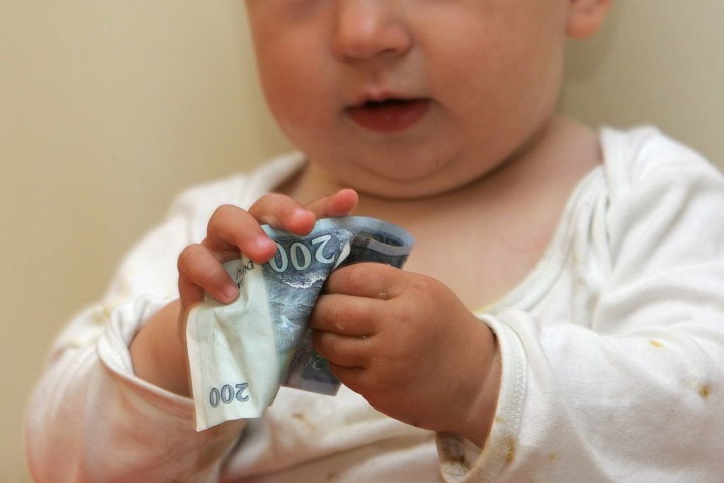 Rokiškio rajono apylinkės prokurorai, nustatę, kad S.K., vengęs išlaikyti dukrą ir kas mėnesį mokėti teismo priteistus 350 litų alimentų iki jos pilnametystės, jau pernai buvo įsiskolinęs daugiau kaip puspenkto tūkstančio litų, nutarė įstatymų numatyta tvarka taikyti jam baudžiamąją atsakomybę.