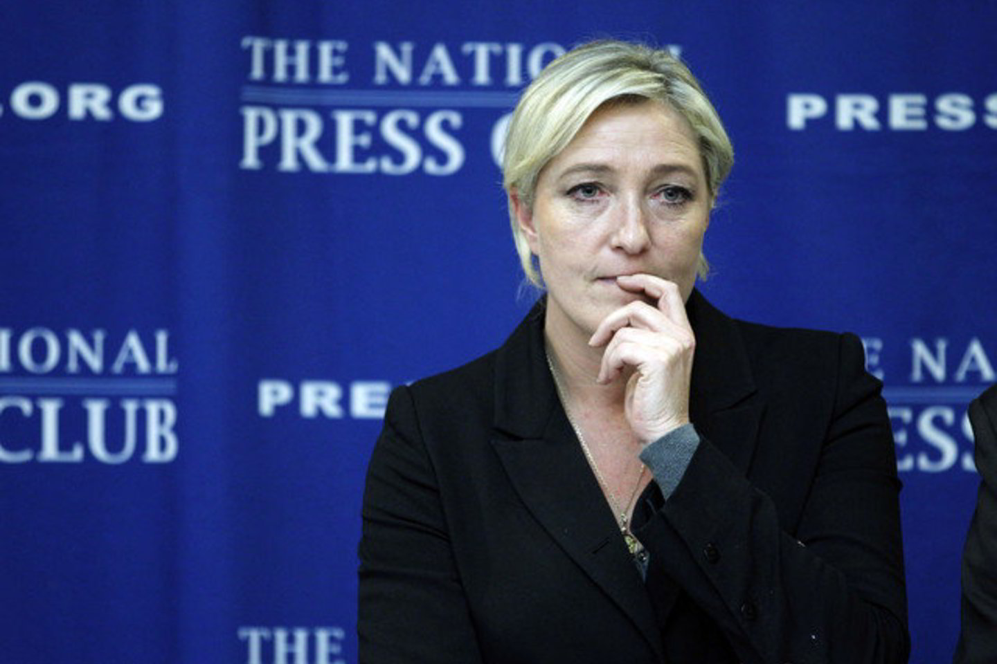 M. Le Pen savo ruožtu teigia, kad Izraelio diplomato dalyvavimas renginyje negalėjo būti „klaida“.