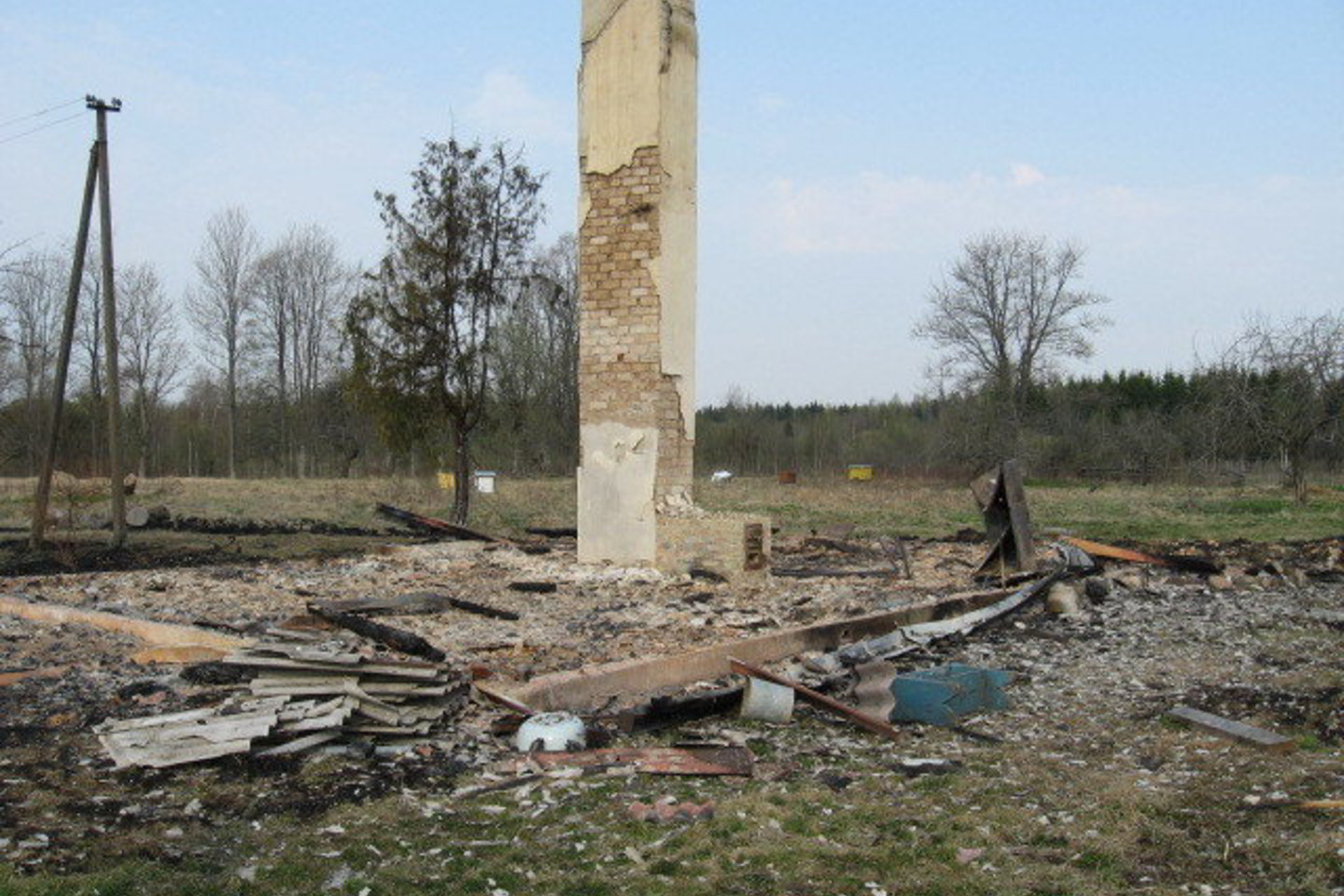 Pasak draudimo eksperto, nemaža gaisro tikimybė yra ir tuomet, kai krosnių kokliai bei dūmtraukiai yra su plyšiais, prakuros durelės netvarkingos, išklibusios ir neužsidaro sandariai.