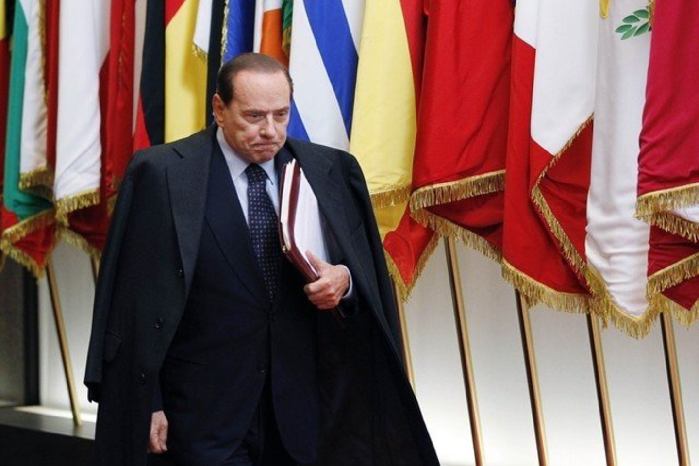 S.Berlusconi vis dėlto nenorėtų dingti iš politikos virtuvės.