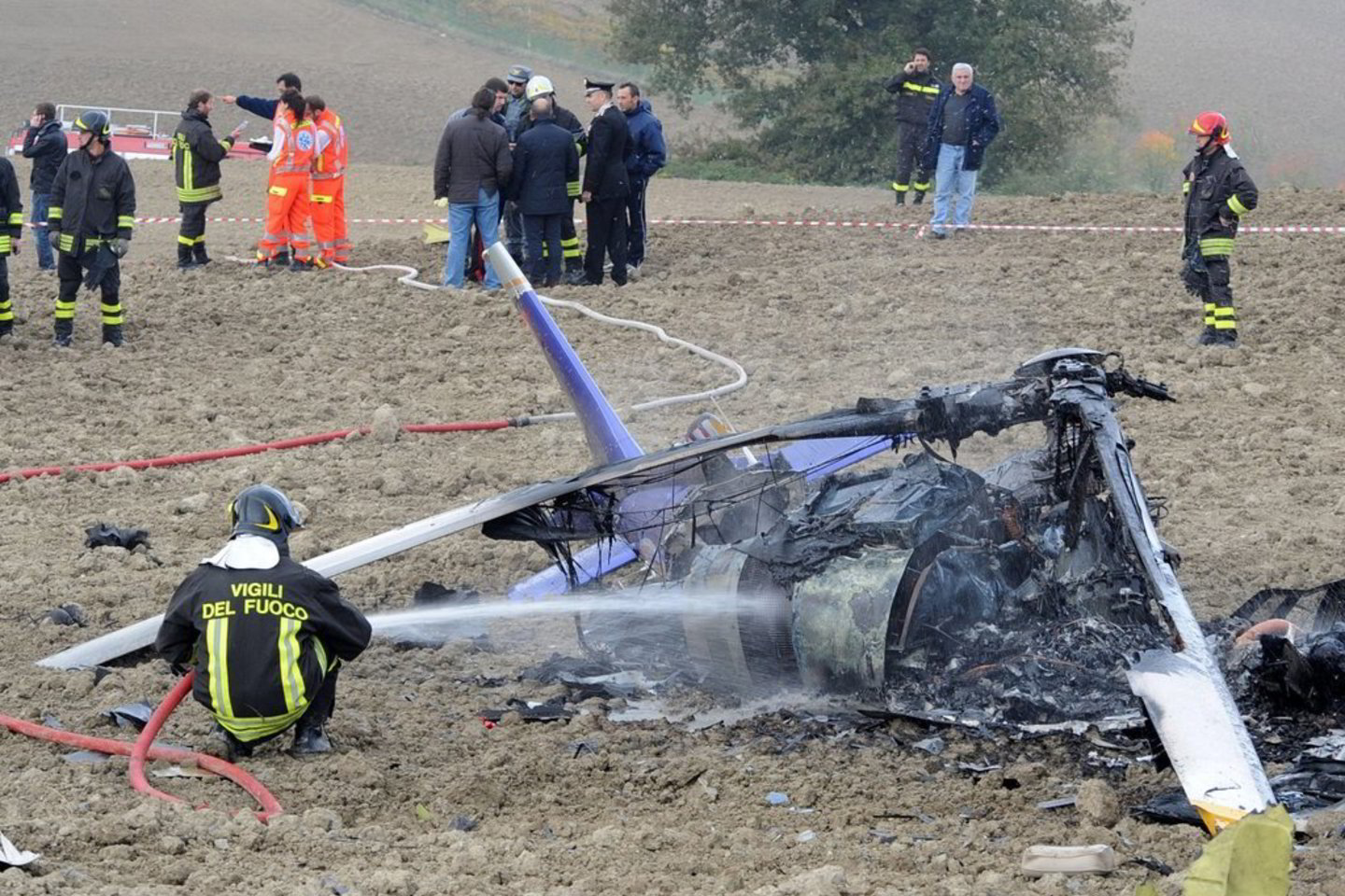Pateikiami prieštaringi duomenys apie oro sąlygas tragedijos metu.