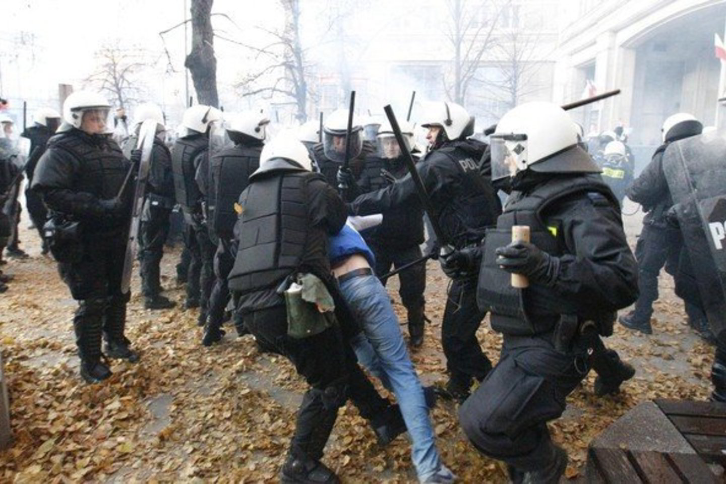 Lenkijoje siautėjo anarchistai.