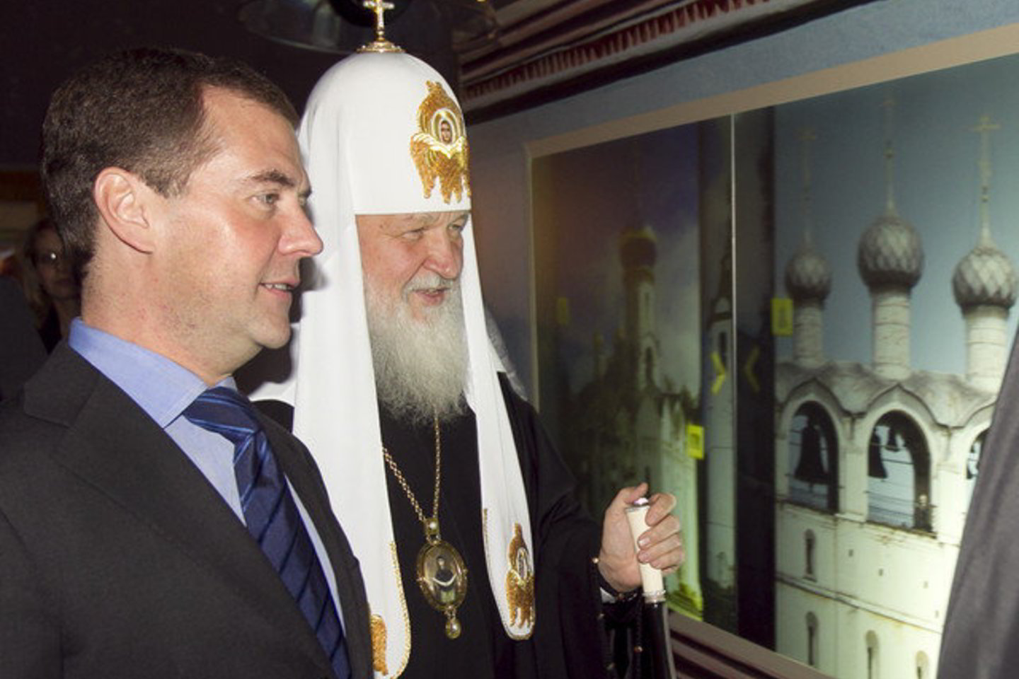 Patriarchas Kirilas kartu su Rusijos prezidentu D.Medvedevu.