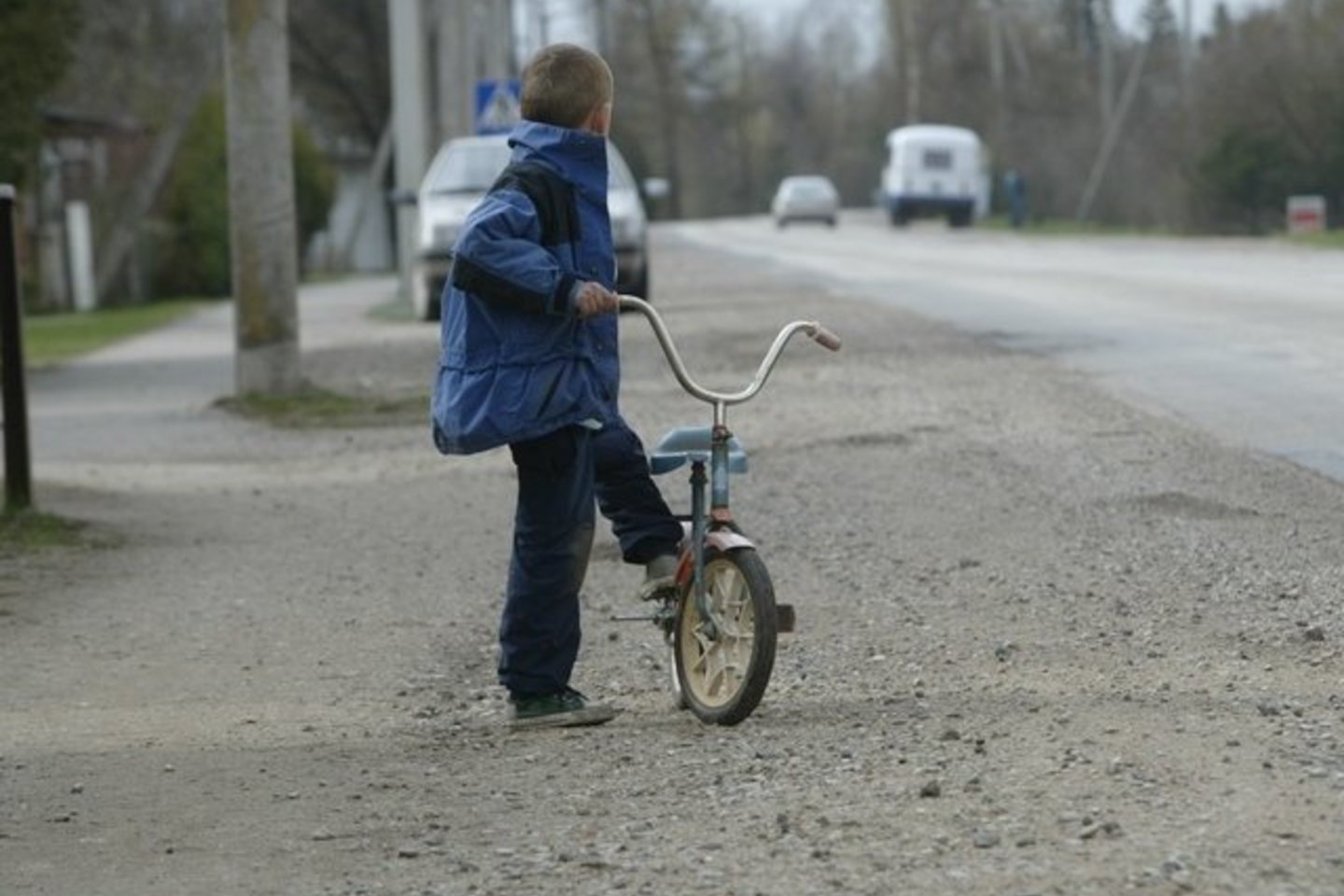 Berniukas susižalojo sprogdindamas petardą.