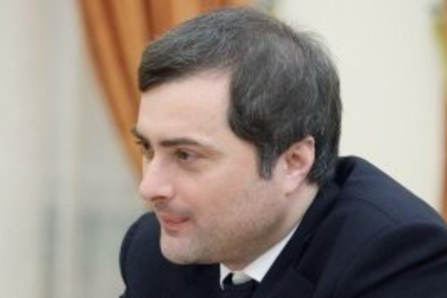 V.Surkovas nemėgsta viešumo.