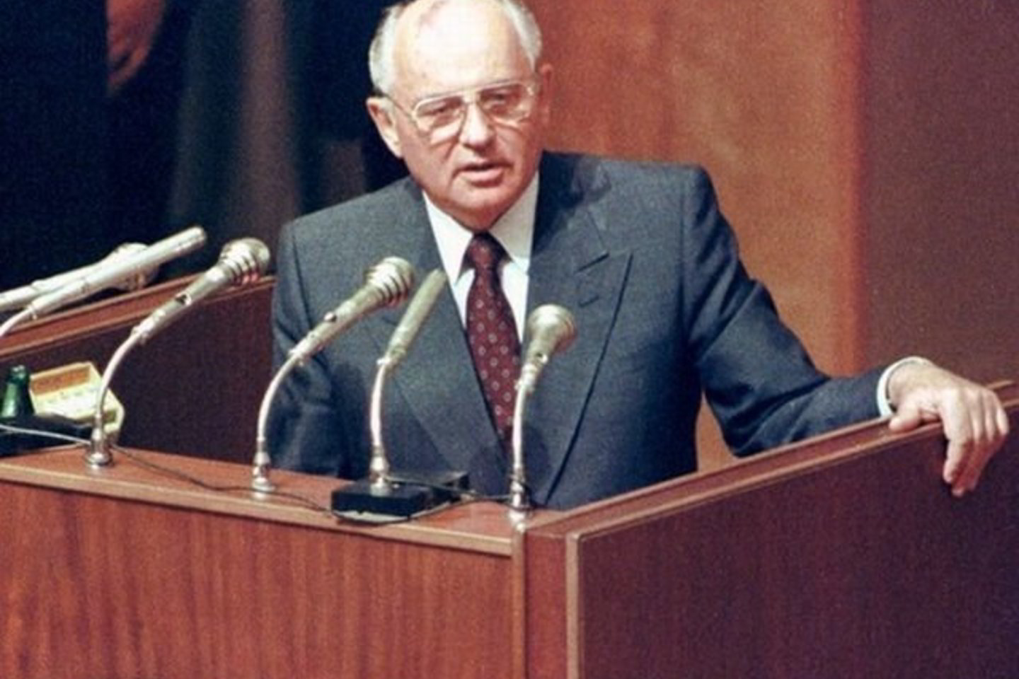 M.Gorbačiovas bandė apeliuoti į Lietuvos komunistų sąžinę.
