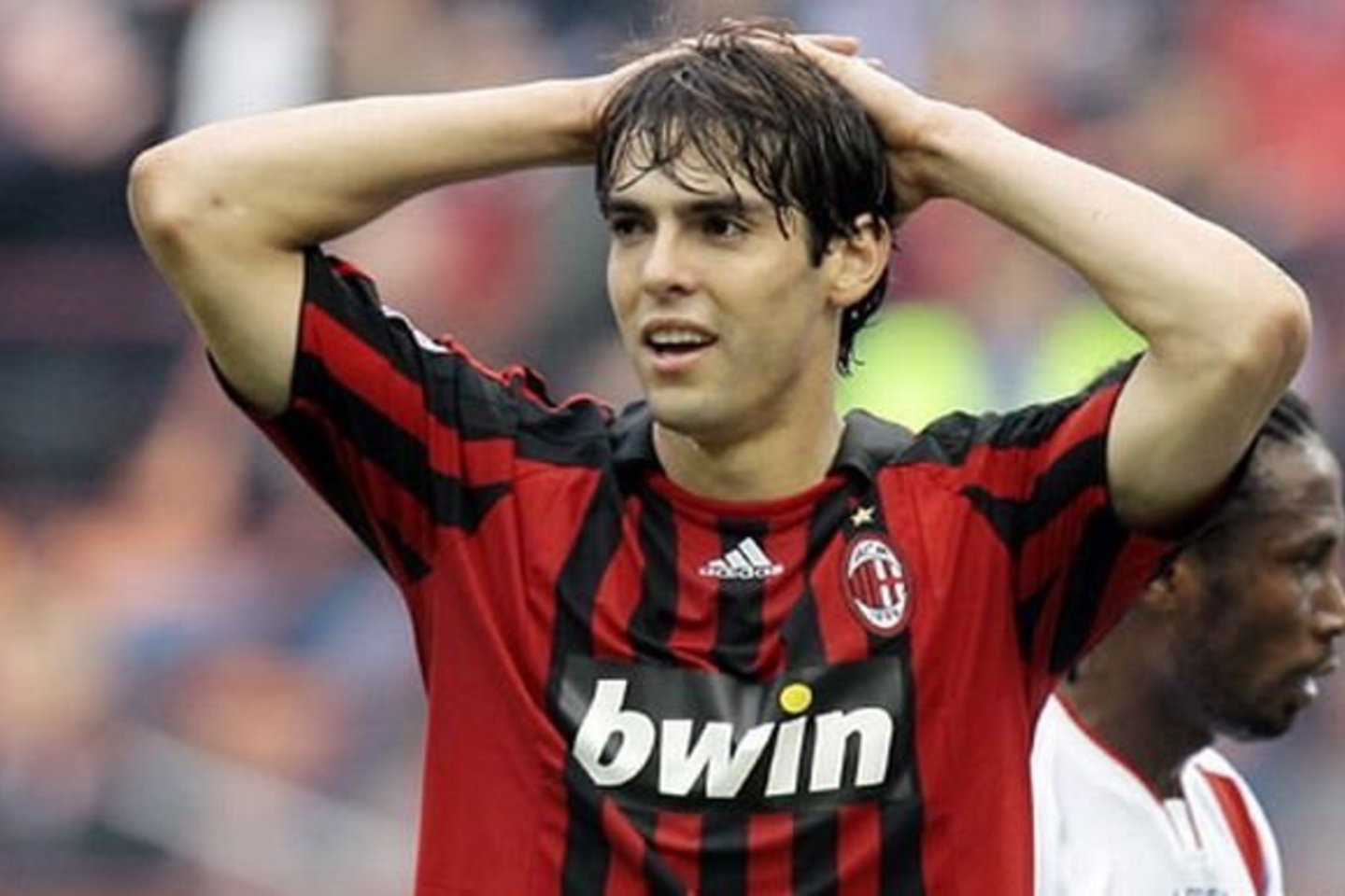 Kaka Milano komandoje yra žaidęs 2003-2009 metais.