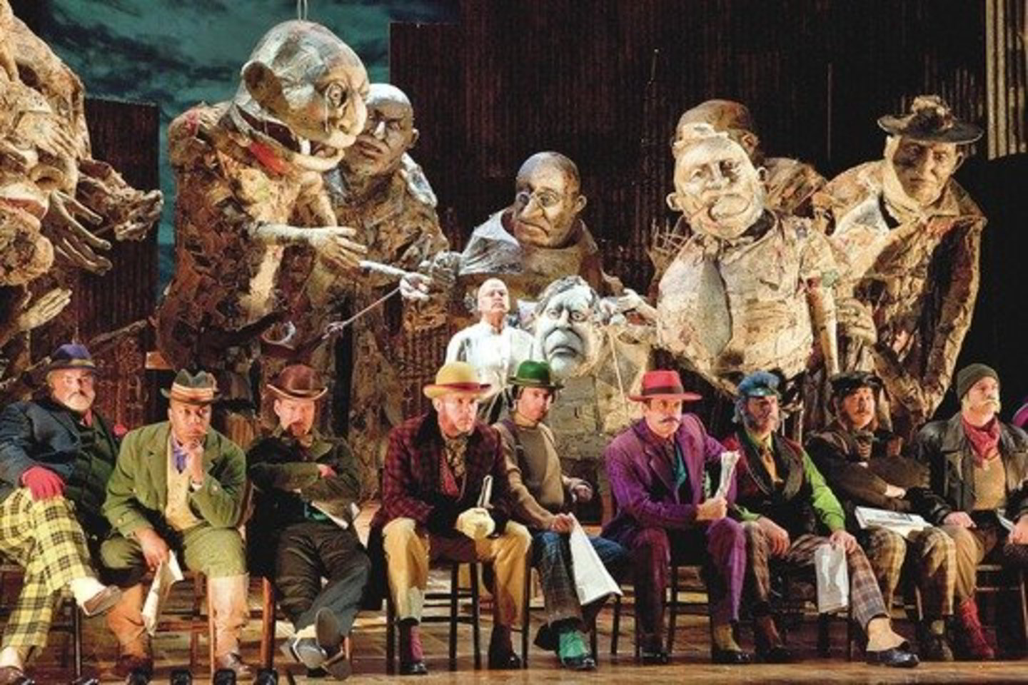 Neseniai „Metropolitan Opera” teatre pastatytą operą „Satjagraha” („Satyagraha”) jau buvo galima išvysti ir Lietuvoje. Tiesa, tik kino teatro ekrane.