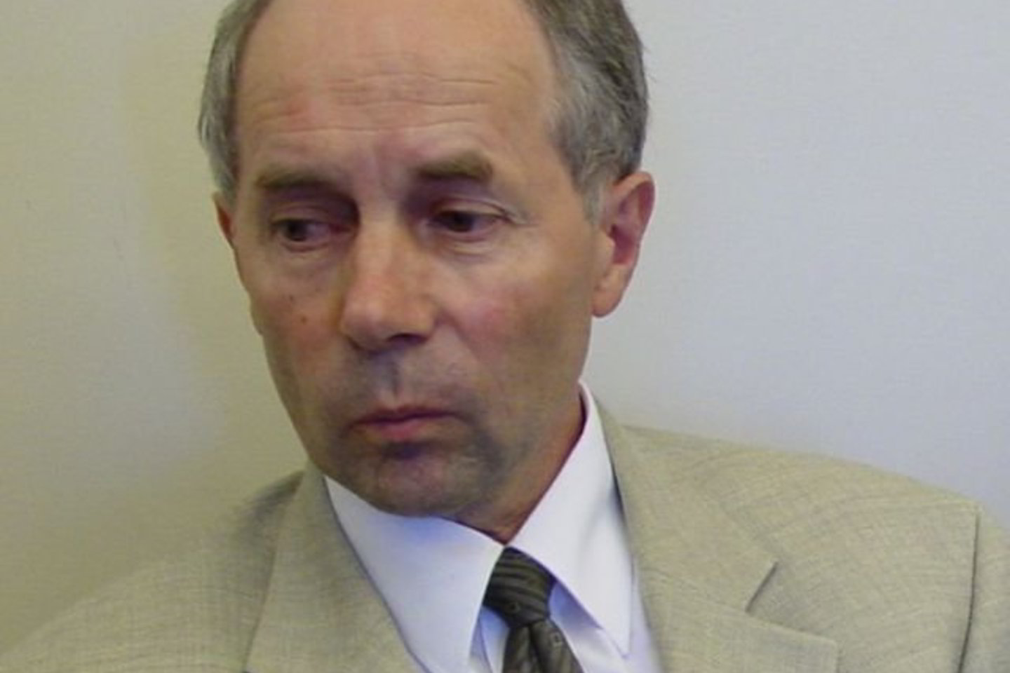 Teisme nagrinėto epizodo metu – 1994 metais – V.Junokas dirbo Valstybės saugumo departamente.