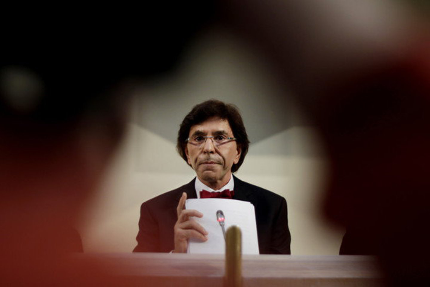 Šalies monarchas prisaikdino premjero Elio Di Rupo vyriausybę.
