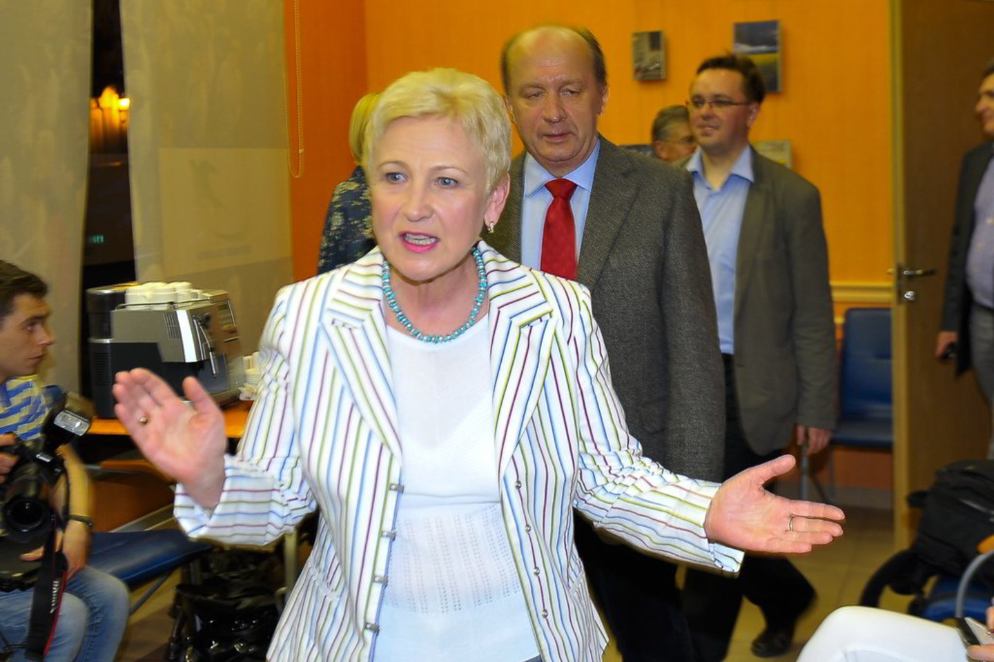 I.Degutienė patikino, jog Seimo kanceliarijos darbuotojų tikrai nereikės mažinti.