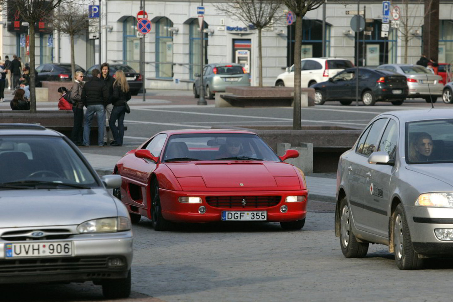 "Ferrari" Vilniuje.