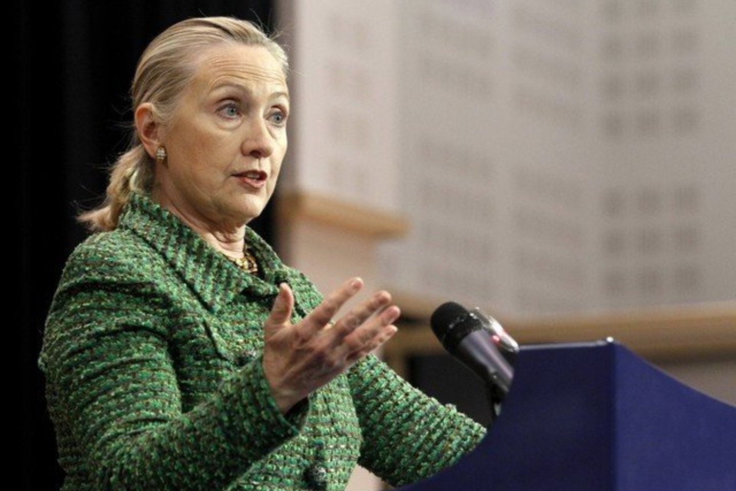 H.Clinton: „Mes ir toliau raginsime kurti raketinę gynybą".