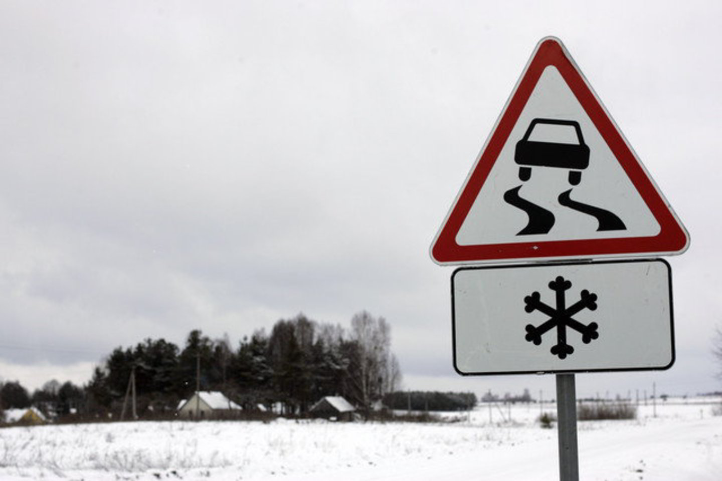 Sinoptikų duomenimis, naktį Lietuvoje prognozuojami protarpiais krituliai, daugiausia šlapdriba, daug kur plikledis.