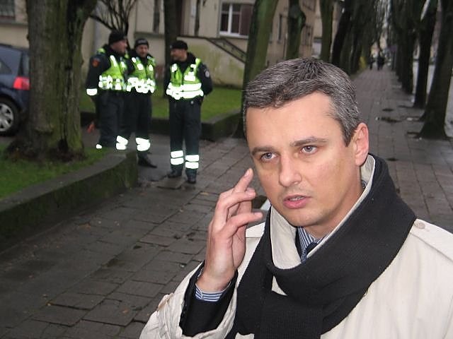 Prokuroro karjera susvyravo dėl išgertos alaus skardinės