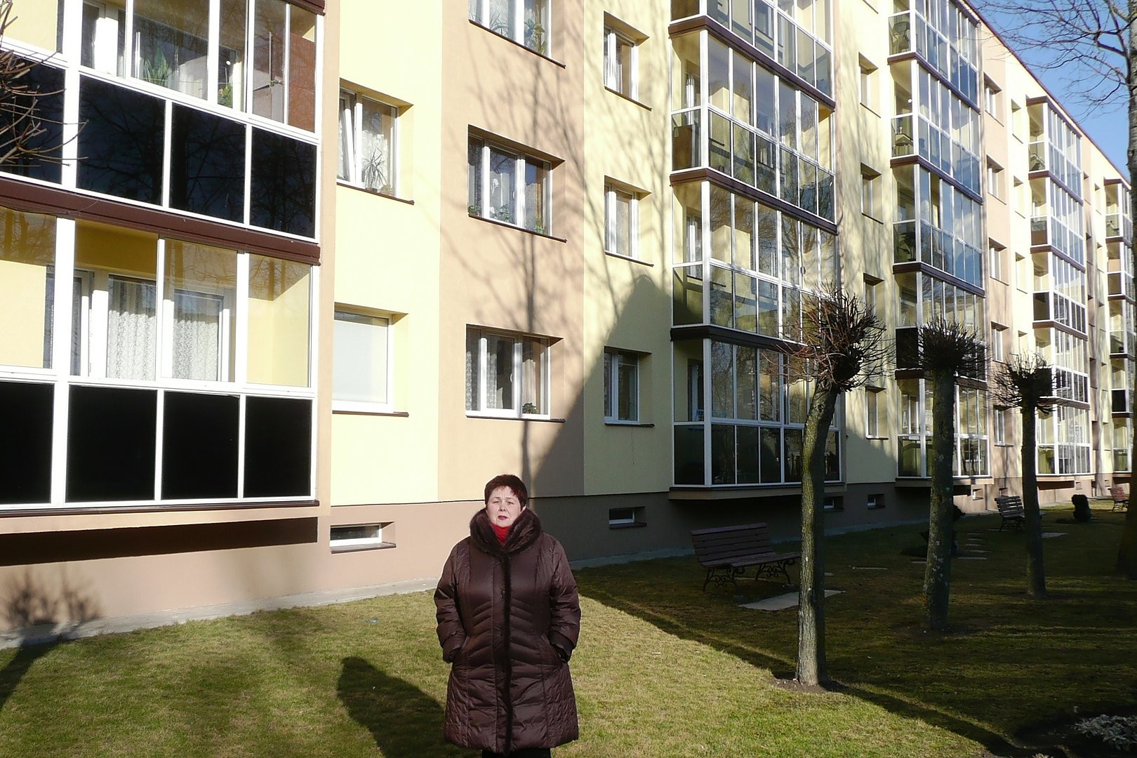 Namo pirmininkei už mažas sąskaitas žmonės dėkoja net gatvėje