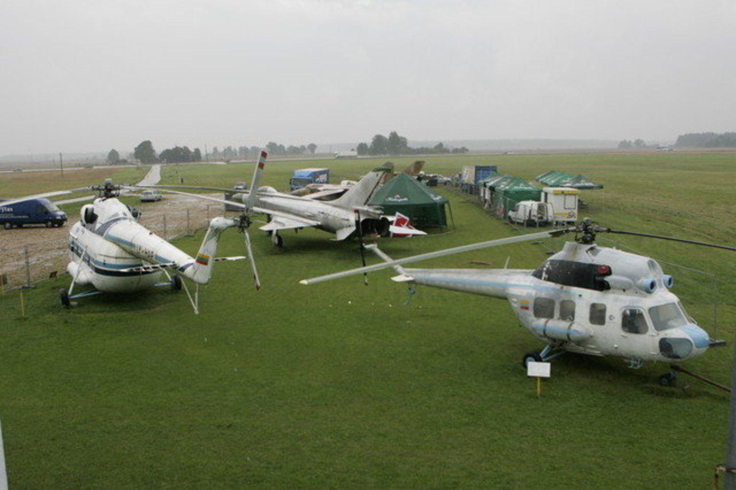 Lietuvos aeroklubas yra didžiausias bendrosios aviacijos junginys Lietuvoje ir vienija keletą tūkstančių narių, po jo sparnu – 12 aviacijos sporto organizacijų.
