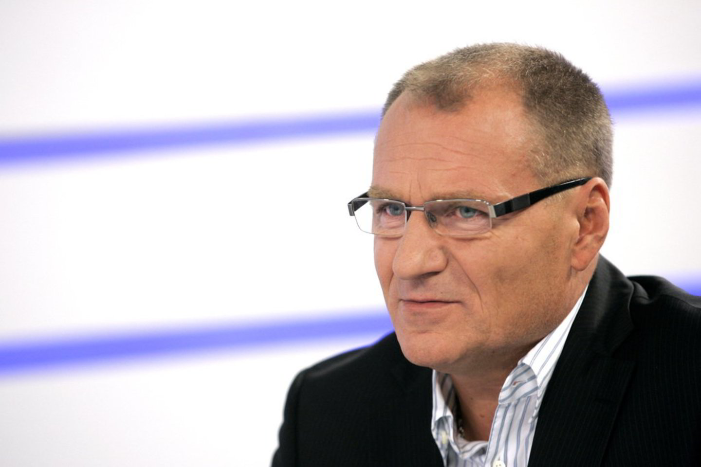 Pasak A.Čapliko, pirmumo teise priklausanti patalpų išpirkimo galimybė partijai nebuvo pasiūlyta.