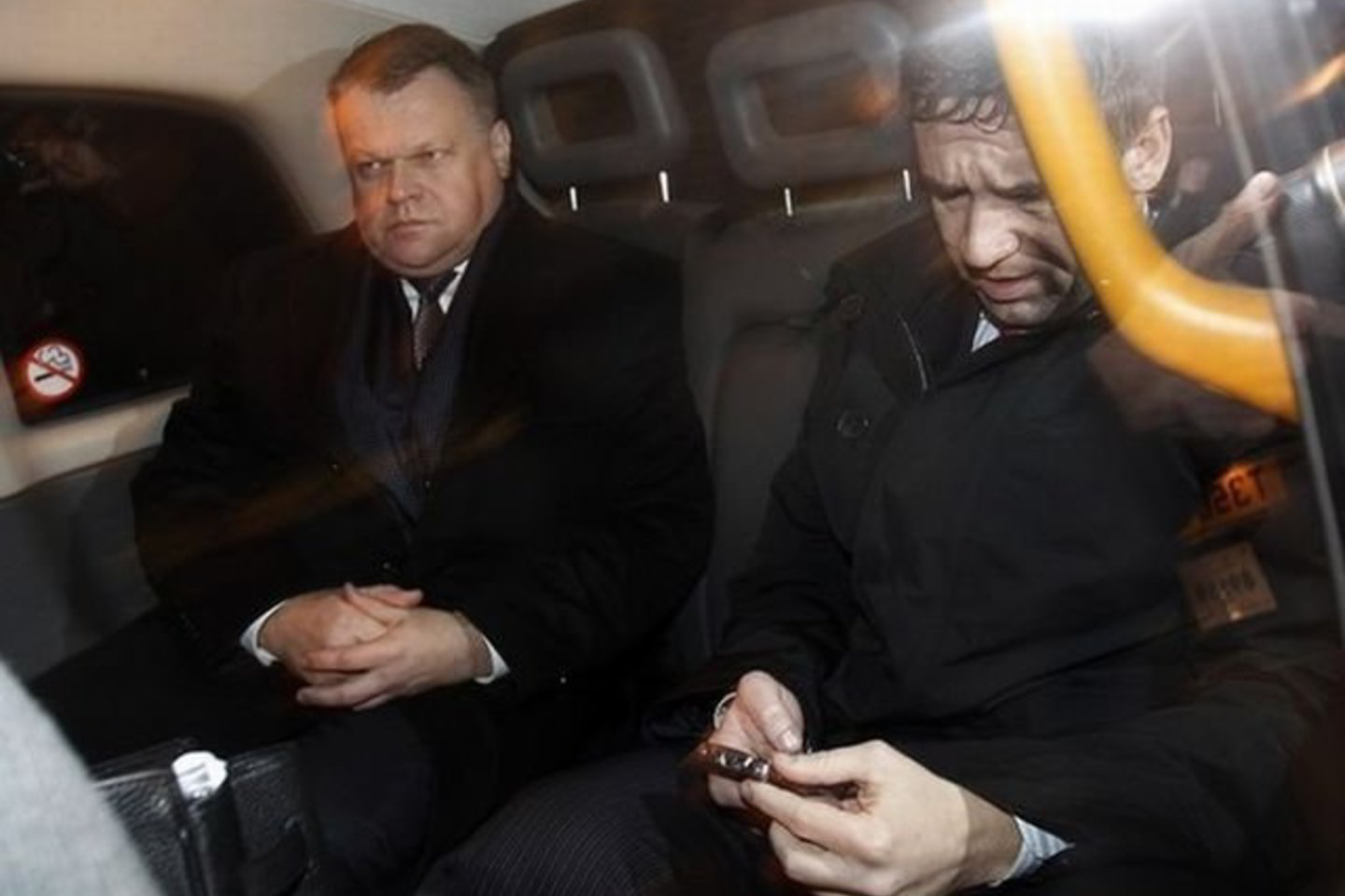 Spėjama, kad teisėja dar nepriims galutinio sprendimo dėl R.Baranausko ir V.Antonovo, nes įtariamieji patys nesutiko grįžti į Lietuvą.