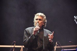 T.Cutugno koncertą Klaipėdos arenoje baigė M.Mikutavičiaus daina