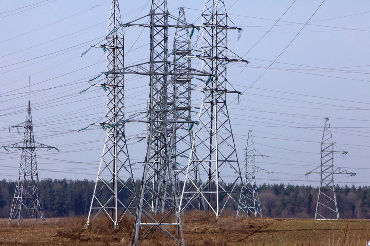 Latviai į Lietuvą eksportavo daugiau elektros energijos.