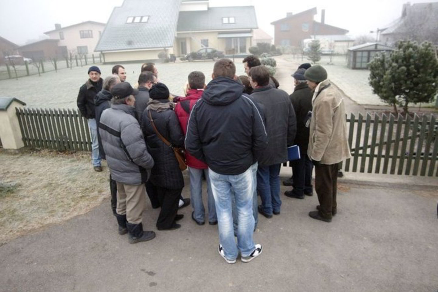 Jeigu iki gruodžio 30 dienos vaikas nebus perduotas motinai, antstolė tikina panaudosianti visas įstatymo suteiktas galias.