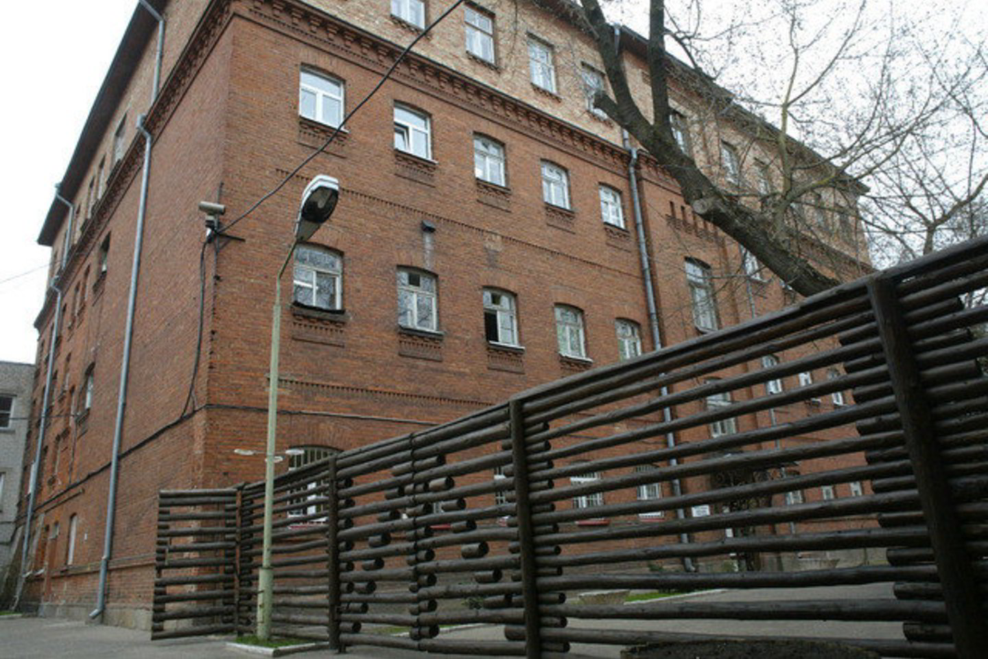 Kai kuriems parlamentarams kilo abejonių, ar kitąmet užteks pinigų įstatymui įgyvendinti, tačiau Seimo Teisės ir teisėtvarkos komiteto nariai garantavo, kad įstatymui įgyvendinti jau pasirengta.