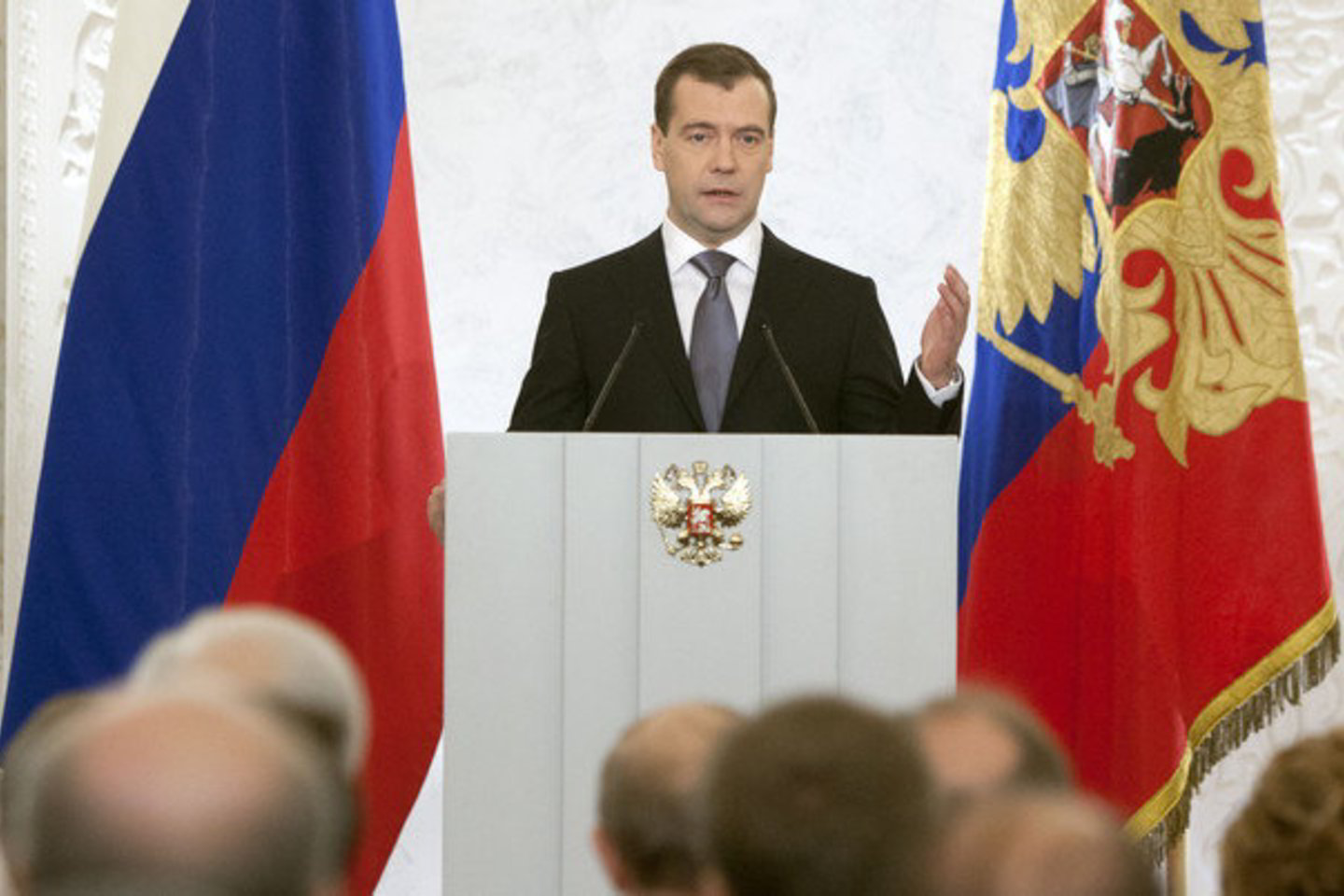 D.Medvedevas vakar kalbėjo jau kitaip negu prieš pusę metų.