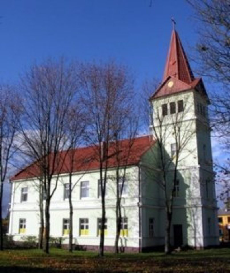Mažeikių evangelikų liuteronų bažnyčia nukentėjo ir nuo stichijos, ir nuo vagies.