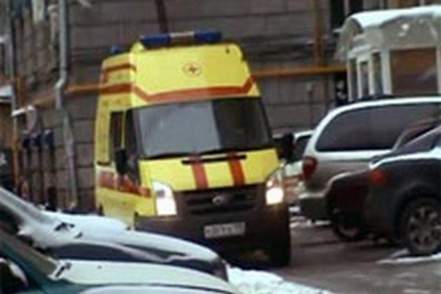 Rusijos policininkai niekada nestabdo greitosios pagalbos automobilių su įjungtais švyturėliais, o klientas - ligonis gali į pageidaujamą vietą nuvykti bent tris kartus greičiau nei važiuodamas taksi.