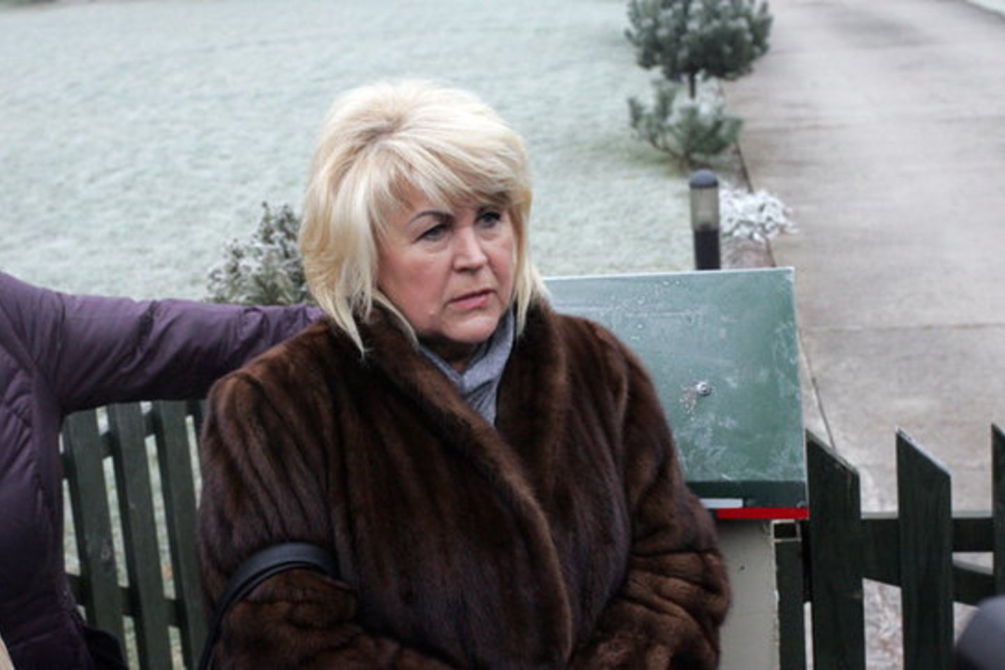A.Skučienė aiškina, kad mergaitė nenori susitikti su motina.