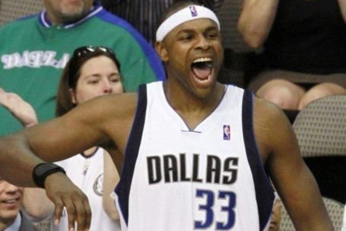 B.Haywoodas rungtynėse su "Thunder" įsimetė į savo krepšį.
