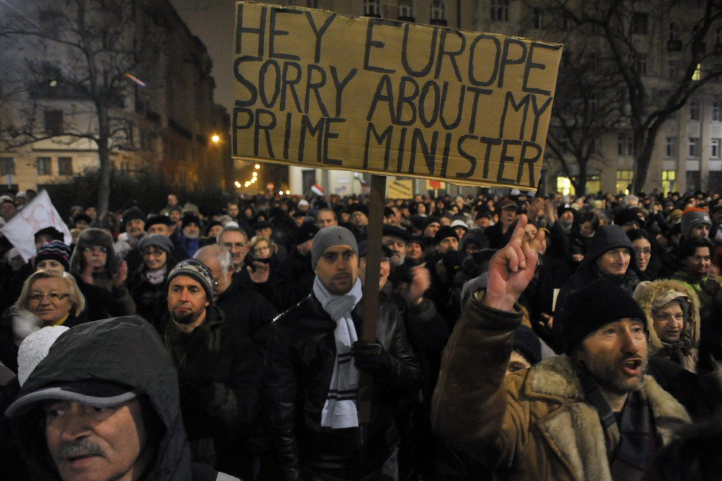 Dėl naujos konstitucijos Vengrijoje kyla protestai.