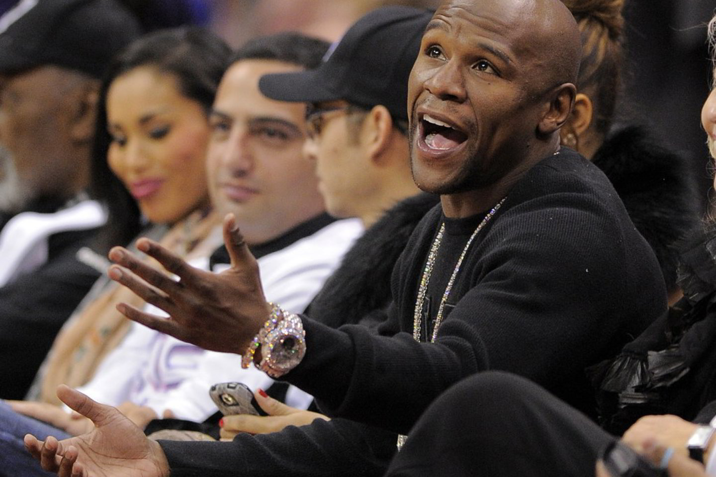 "Clippers" ir "Bulls" rungtynes stebėjo boksininkas F.Mayweathe'as jaunesnysis ir kitos garsenybės.
