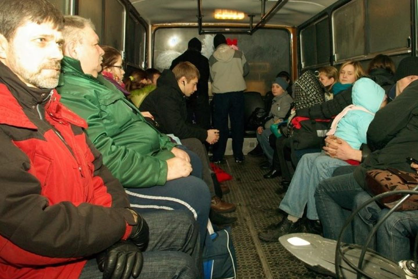 Viešojo transporto keleivių gabenimu potvynio apsemtu keliu iš Šilutės į Rusnę nuo šių metų greičiausiai bus pavesta rūpintis kelių tarnybai.