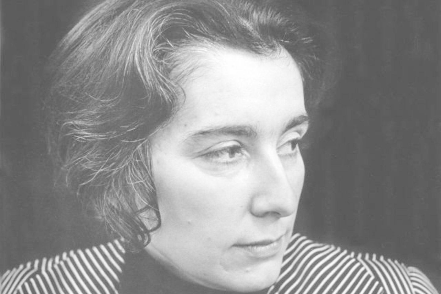 Dailėtyrininkė, pedagogė, knygų autorė L.Cieškaitė-Brėdikienė ilgą laiką VDA dėstė dizaino istoriją ir teoriją.