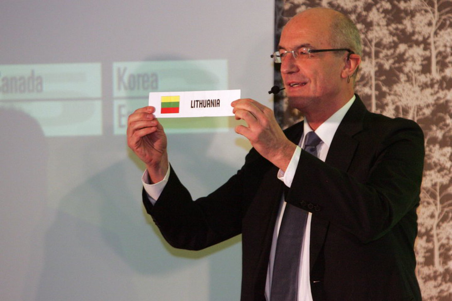 Burtų ceremonijai Kaune vadovavo FIBA sporto direktorius L.Kotleba.
