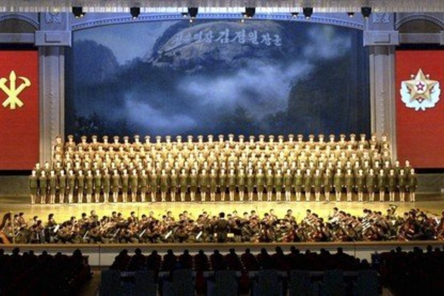 Šiaurės Korėja koreguoja 2012-ųjų kalendorių.