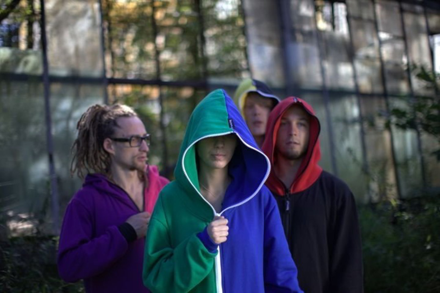 Ceremonijoje M.A.M.A. į tris prizus pretendavusi, bet nė vieno nelaimėjusi grupė "KeyMono" nenukabina nosies.