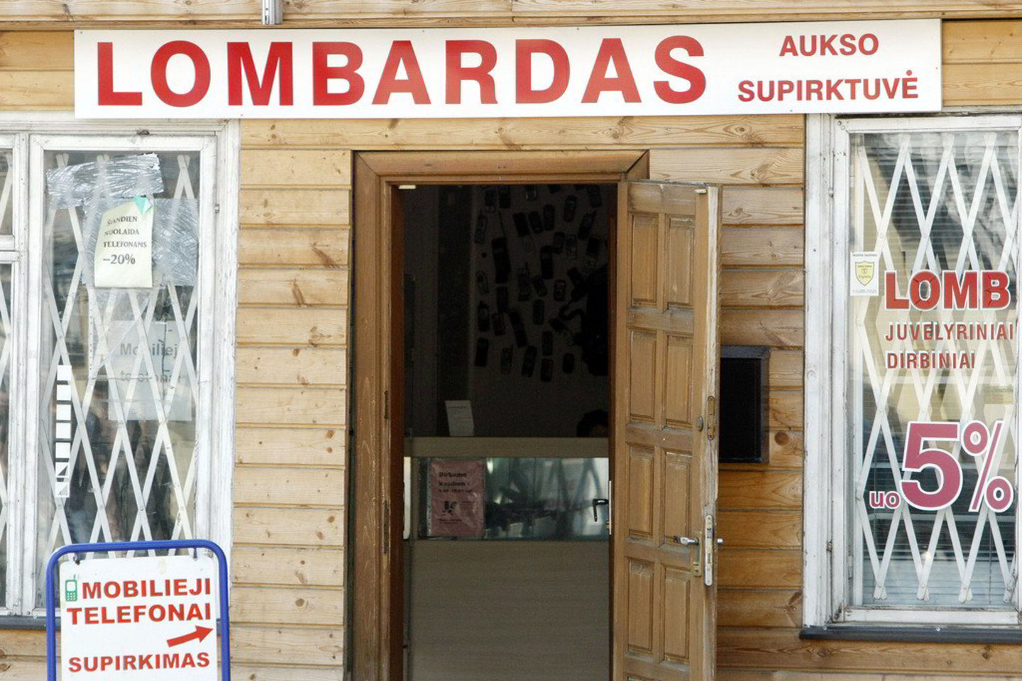 Lombardai, kuriuose dažniausiai dirba viena pardavėja, dažnai apiplėšiami ir darbo metu.