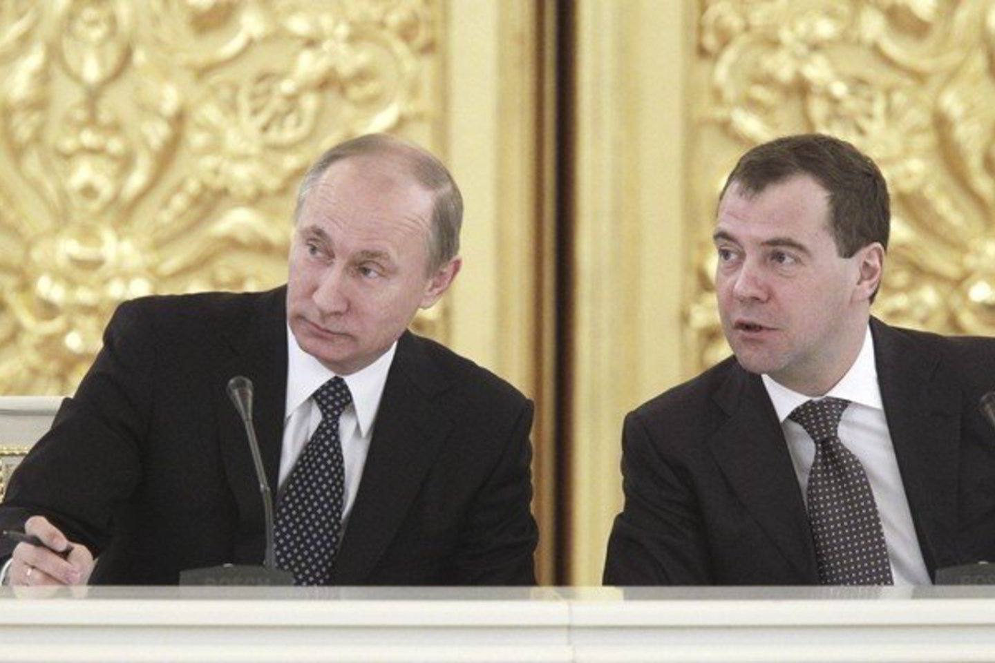 V.Putinas (kairėje) ir D.Medvedevas