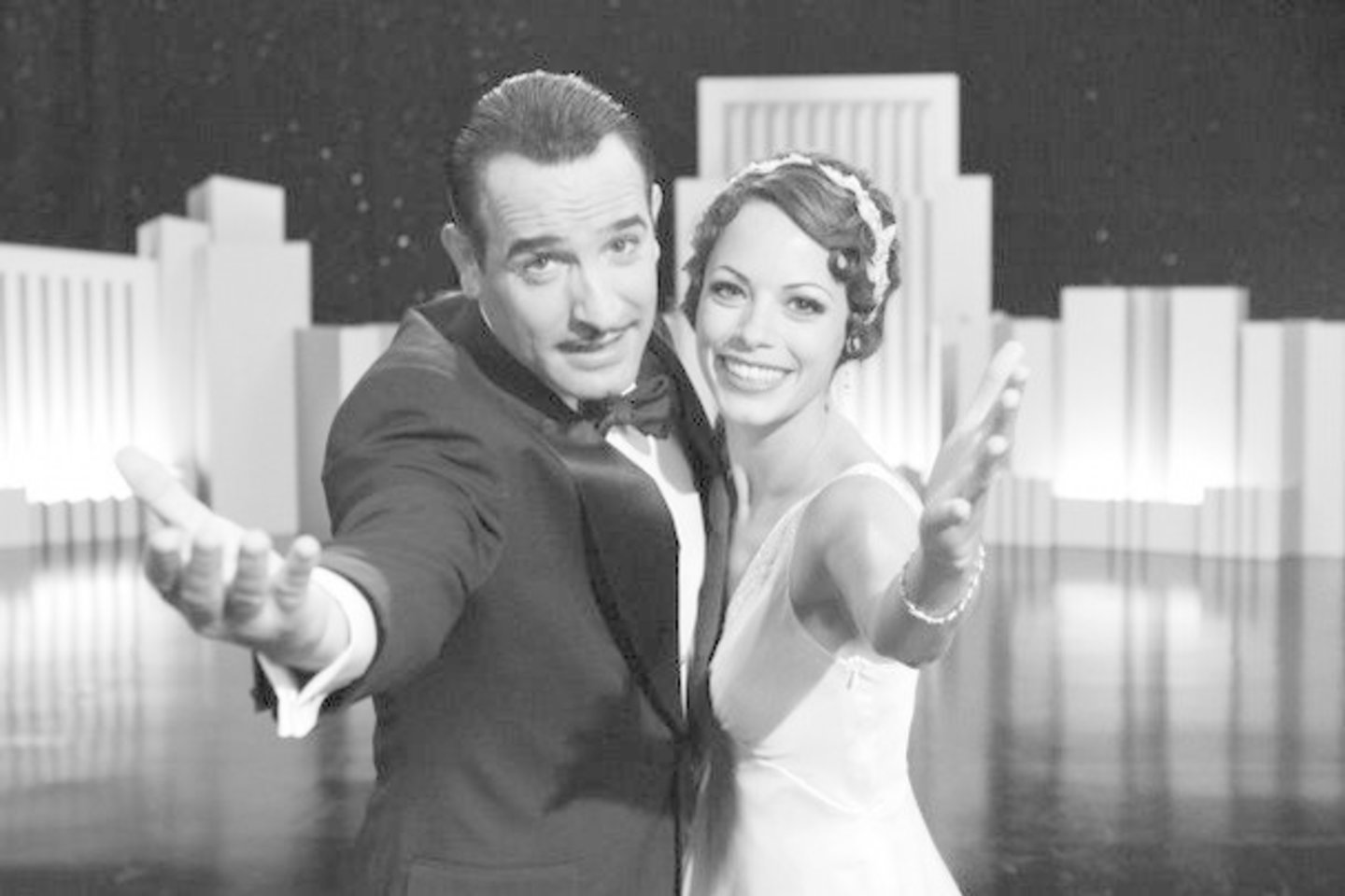 Filmas "Artistas" "Auksinių gaublių" apdovanojimuose pretenduoja į šešias nominacijas.