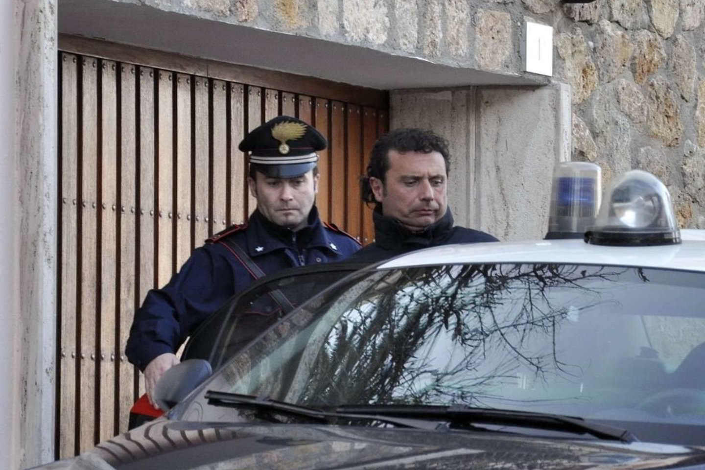 Kapitonas F.Schettino jau suimtas - jis kaltinamas aplaidumu, žalos padarymu ir netyčiniu nužudymu. Jam gresia iki 10 metų kalėjimo.