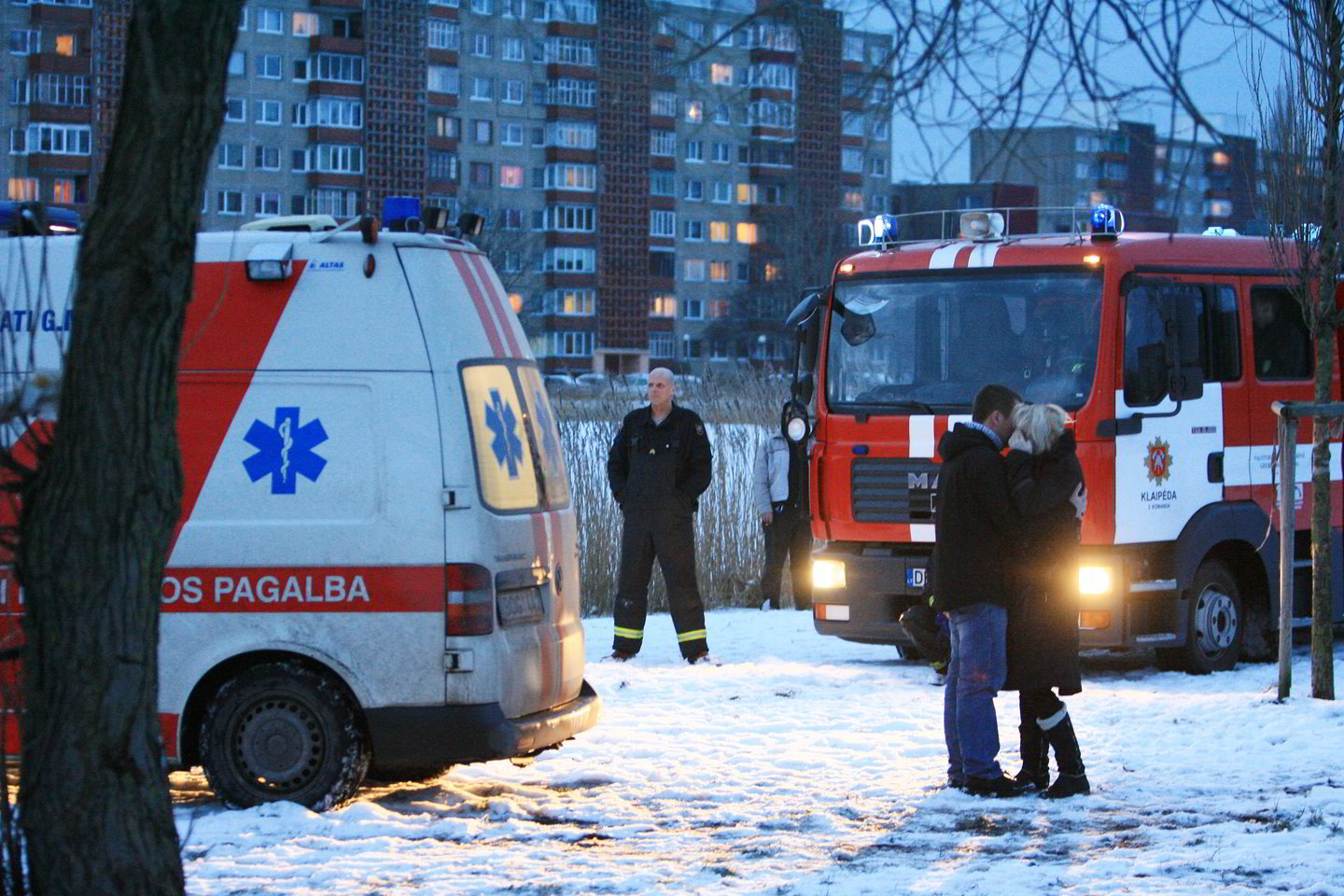 Kol atvyko gelbėtojai, berniukas po vandeniu išbuvo 5 minutes.