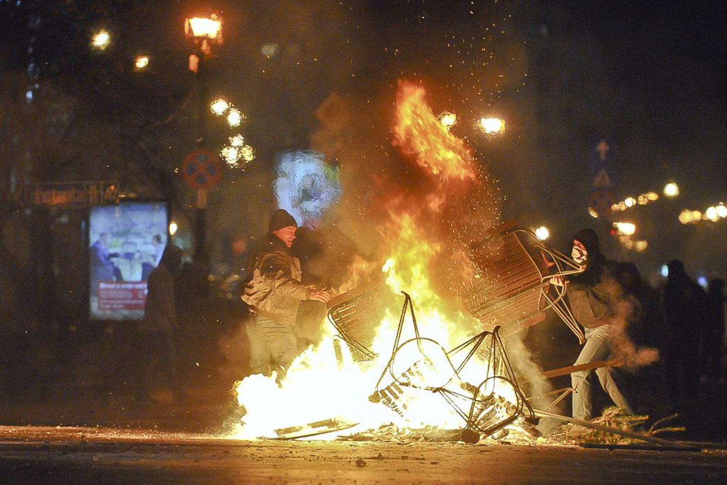 Rumunijoje nesiliauja protestai.