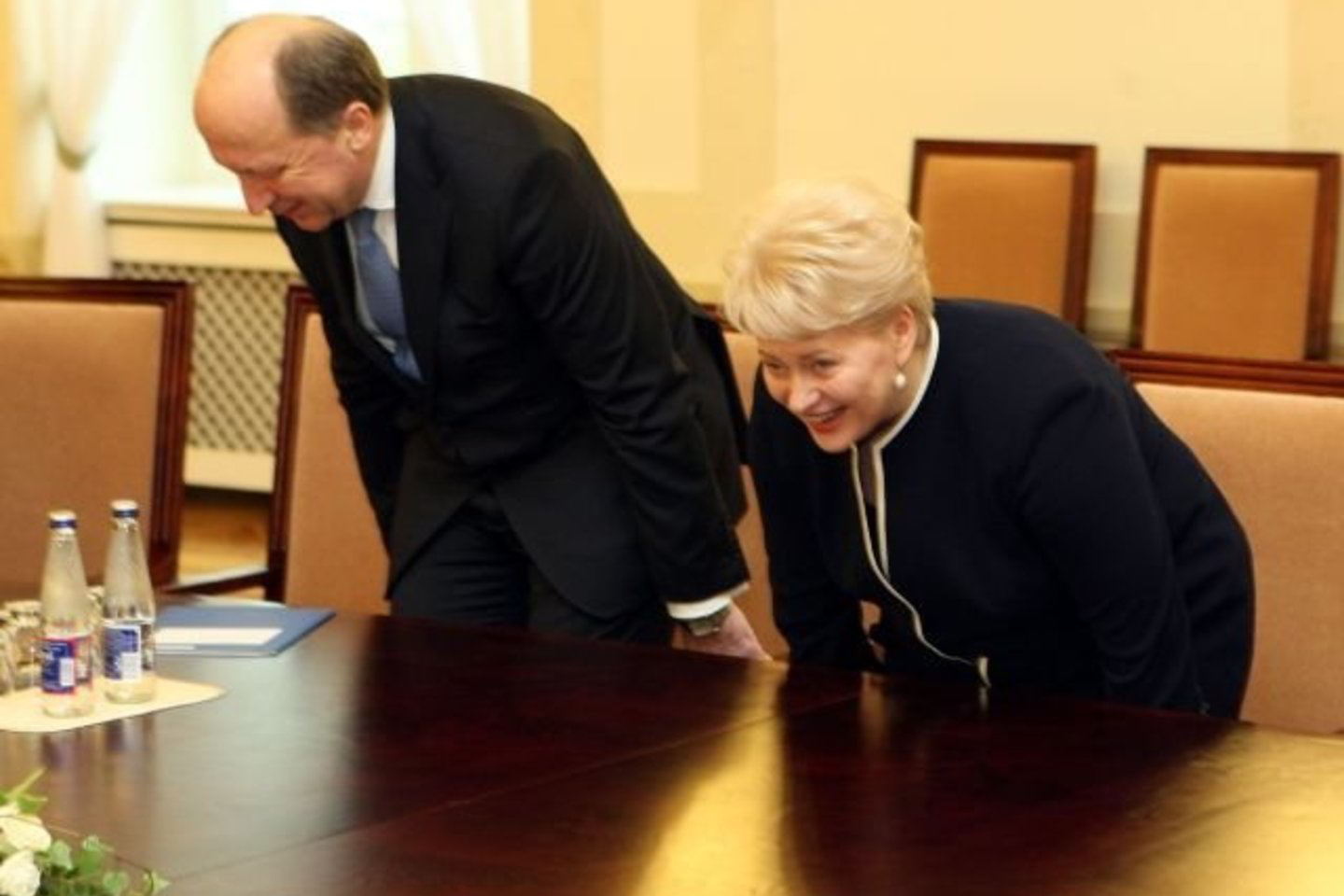 D.Grybauskaitė mano, kad Vilniaus miesto šilumos ūkyje piktnaudžiaujama monopoline padėtimi, perkant reklamą mėginama užčiaupti žiniasklaidą, o didelė dalis atsakomybės dėl sostinėje susidariusios padėties krenta ant savivaldybės pečių.