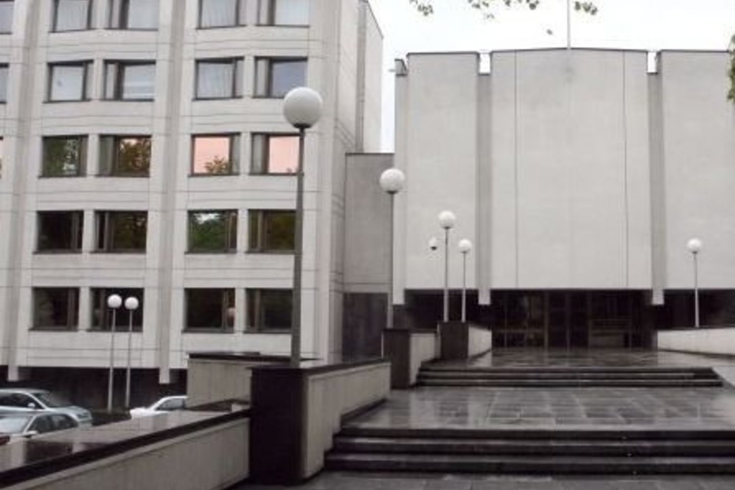 Nutarta pakartotinai siūlyti Vyriausybei nedelsiant parengti ir patvirtinti Nacionalinę atsinaujinančių energijos išteklių plėtros programą ir pateikti Seimui jos įgyvendinimo ataskaitą.