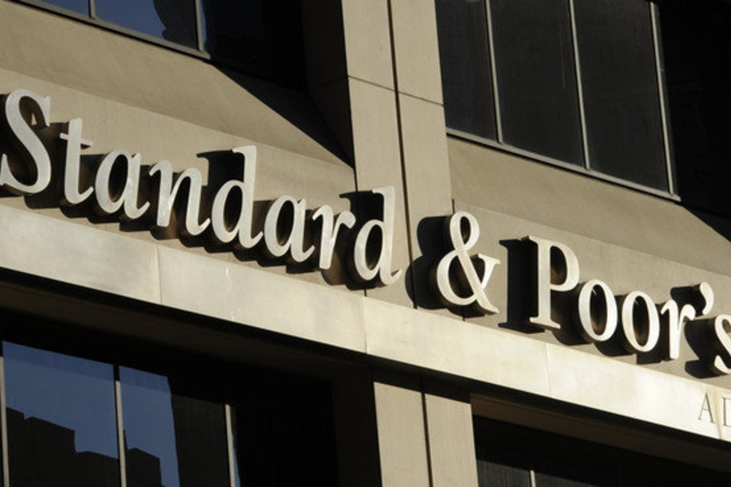 Italijos policininkai jau buvo surengę patikrinimus „Standard & Poor's“ ir „Moody's“ biurų patalpose praėjusių metų rugpjūtį.