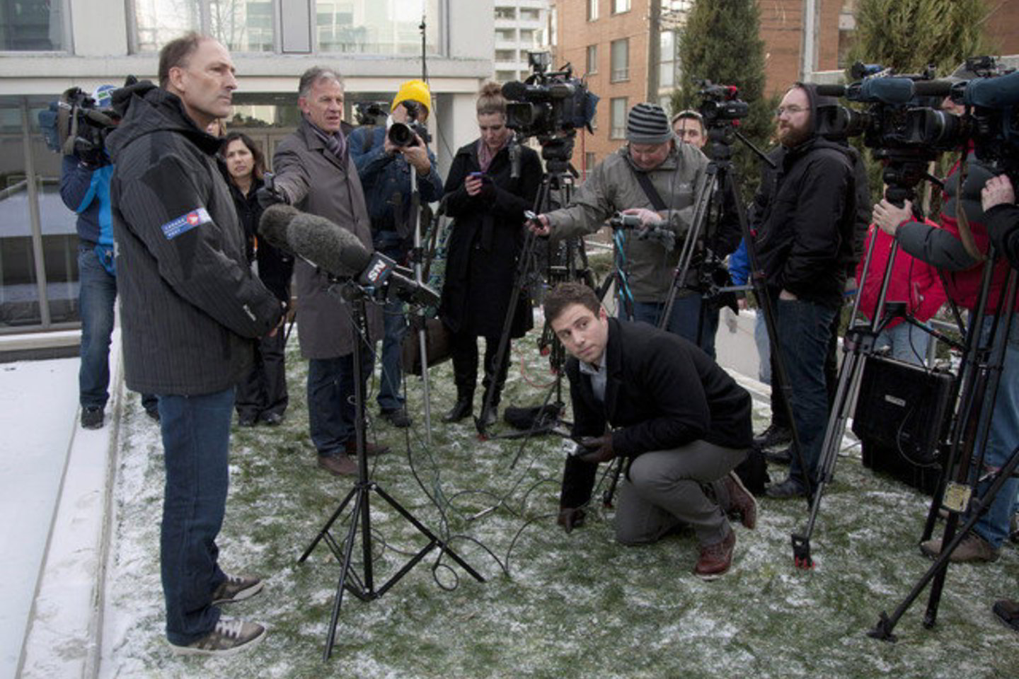 Kanados televizijos kanalas skelbia dviejų diplomatų pavardes.