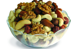 Riešutai – užkarda širdies ligoms